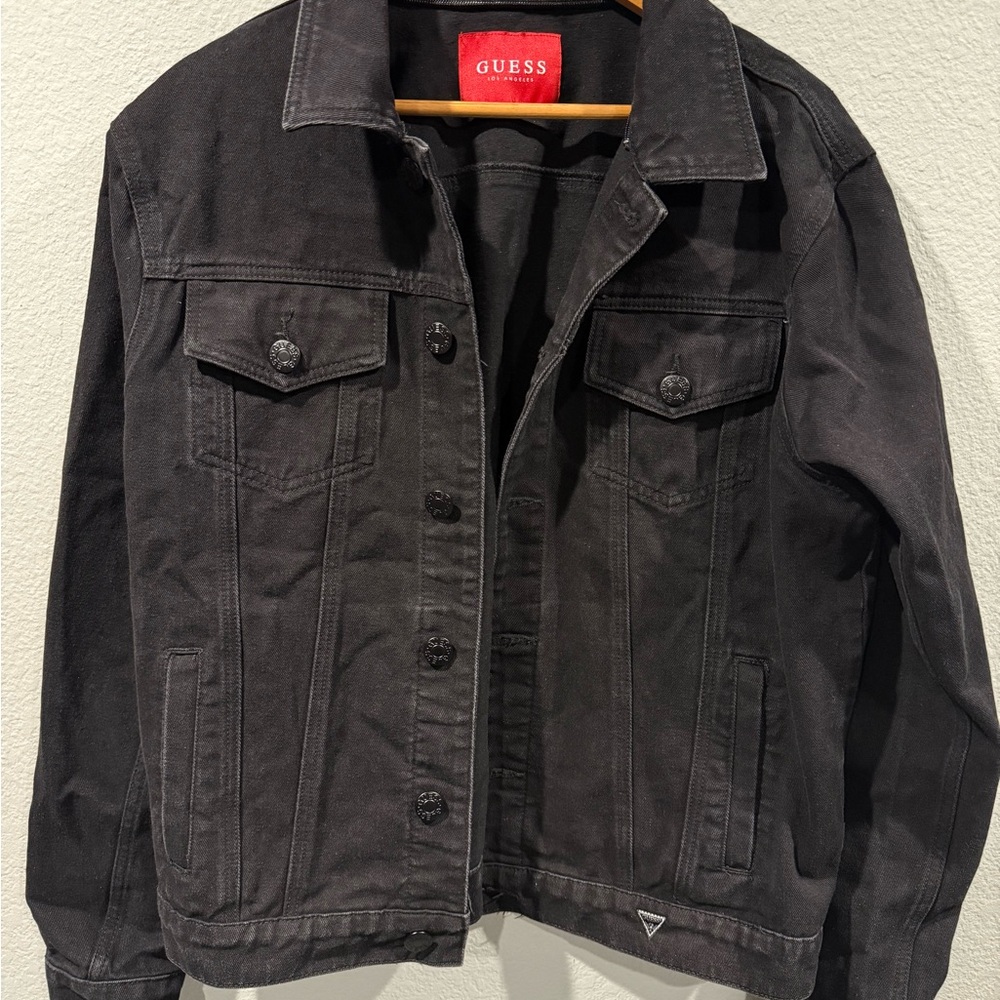 GUESS Black Men's Denim Jacket with Button-Front Pockets